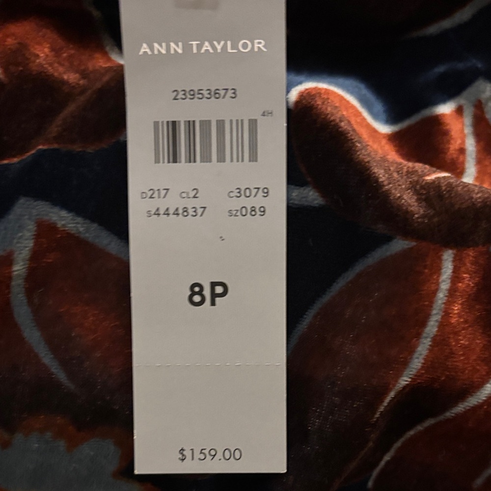 NWT STUNNING Ann Taylor Long Sleeve Blues & Burgundy Floral Velvet Shift Dress! - Picture 12 of 12